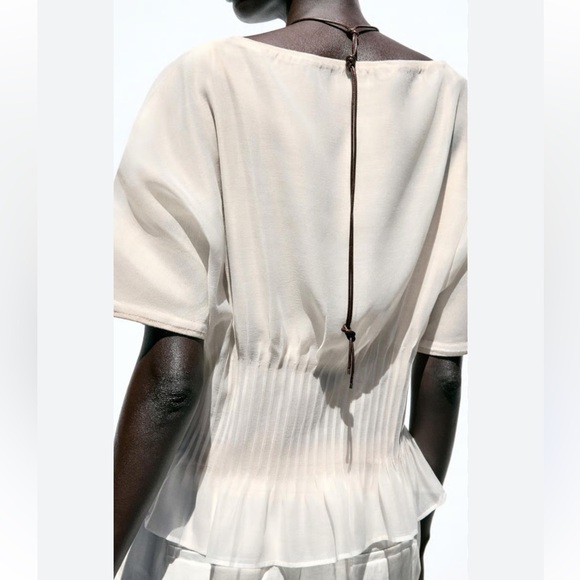 Zara Cream Pleated Women's Blouse size M new with tags! - Picture 3 of 16